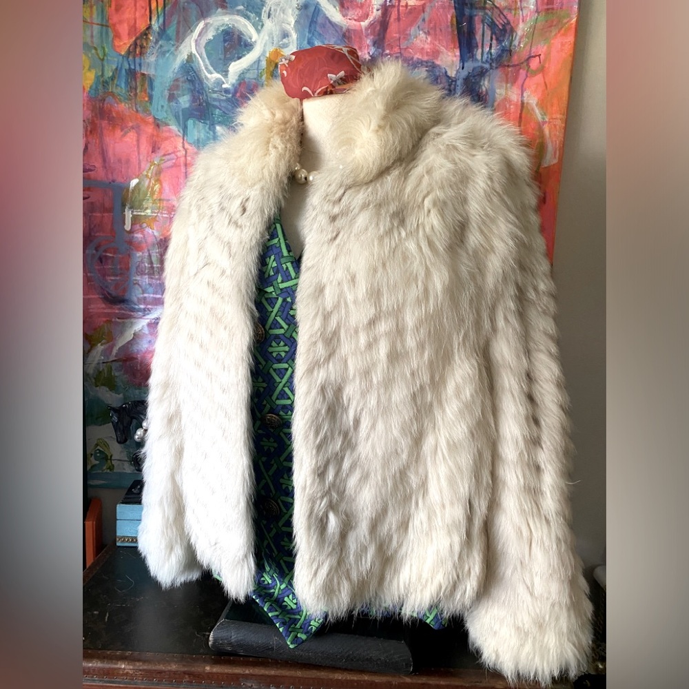 Pretty Vintage SAGA Fox Fur Coat Luxury Designer Size L